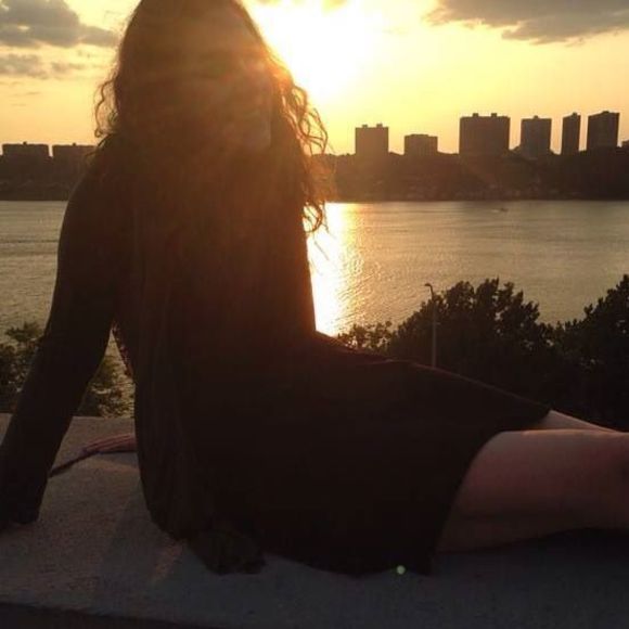 Meet your Posher - Picture 1 of 1